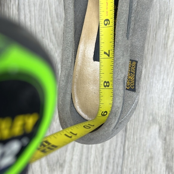 California Cobblers 1970s Suede wood Block Heel Pumps - Picture 13 of 13